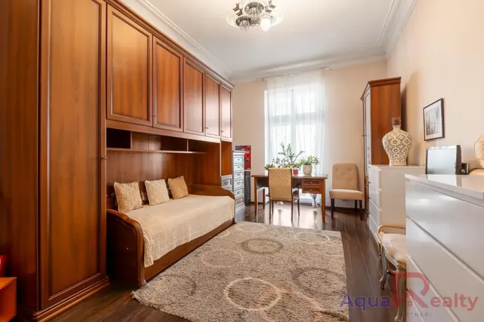 Pronájem bytu 4+kk, Karlovy Vary, Zeyerova, 124 m2