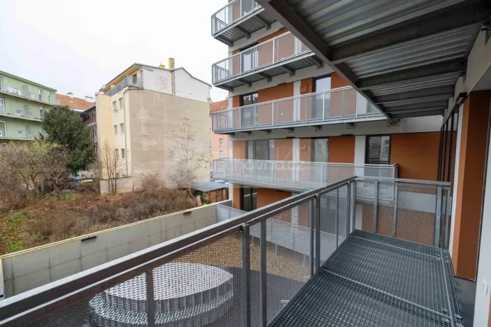 Pronájem bytu 2+kk, Brno, Auerswaldova, 51 m2