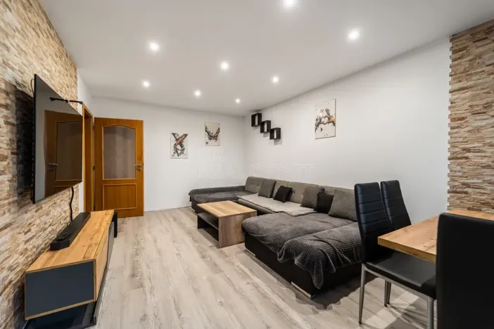 Prodej bytu 3+1, Planá, Fučíkova, 67 m2