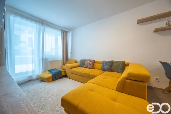 Prodej bytu 2+kk, Poděbrady, Nerudova, 52 m2