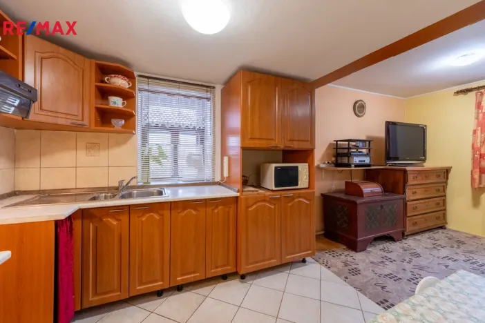 Prodej rodinného domu, Újezd, 217 m2