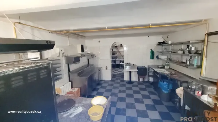 Pronájem ubytování, Babice, 220 m2