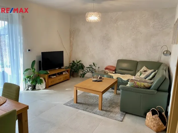 Pronájem rodinného domu, Mukařov - Srbín, Na Kopci, 103 m2