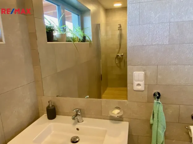 Pronájem rodinného domu, Mukařov - Srbín, Na Kopci, 103 m2