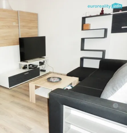 Prodej bytu 1+kk, Praha - Letňany, 26 m2