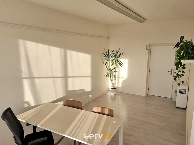 Pronájem kanceláře, Brno, Husova, 69 m2