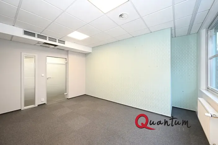 Pronájem kanceláře, Praha - Vinohrady, Šafaříkova, 131 m2