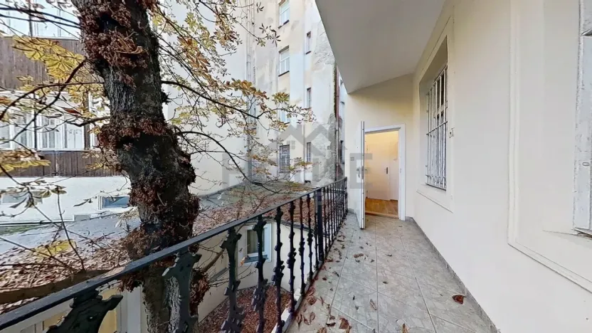 Prodej bytu 1+kk, Praha - Žižkov, Husitská, 29 m2