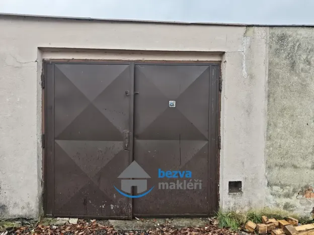 Pronájem garáže, Skuteč, 17 m2