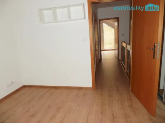 Prodej rodinného domu, Bašť, 88 m2