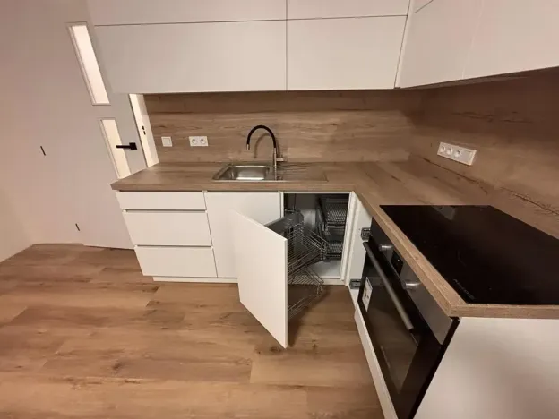Pronájem bytu 2+kk, Liberec, Jabloňová, 58 m2