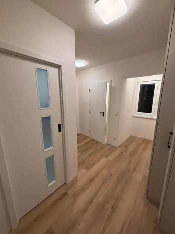 Pronájem bytu 2+kk, Liberec, Jabloňová, 58 m2