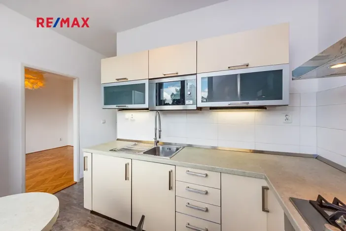 Pronájem bytu 3+1, Praha - Břevnov, Bělohorská, 62 m2