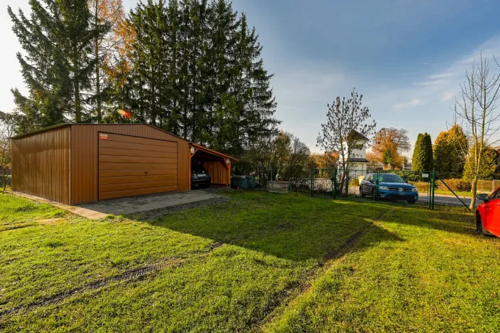 Prodej pozemku, Lukavec u Hořic, 1490 m2