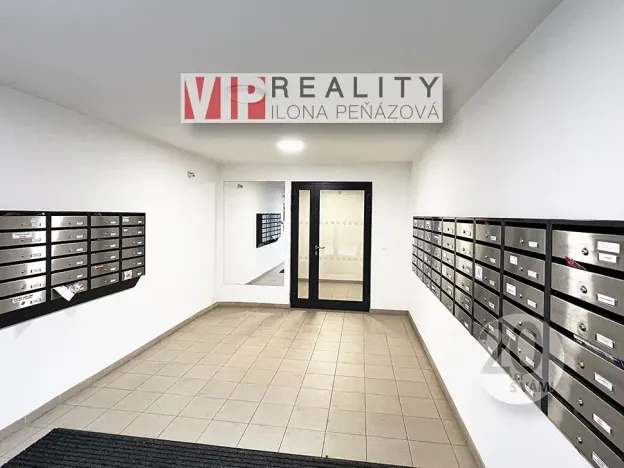 Pronájem bytu 1+kk, Rosice, Na Vyhlídce, 28 m2