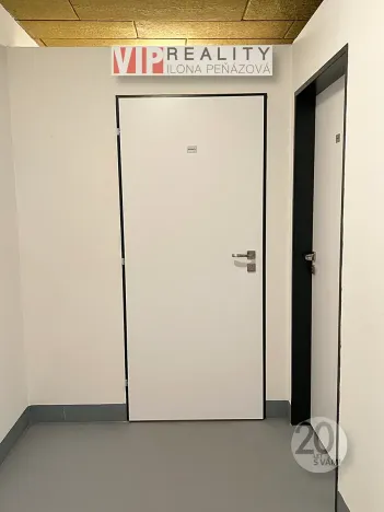 Pronájem bytu 1+kk, Rosice, Na Vyhlídce, 28 m2