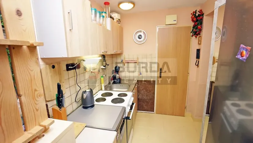 Prodej bytu 1+1, Neratovice, 28 m2