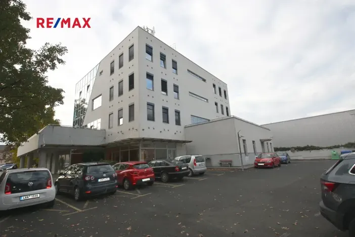 Pronájem obchodního prostoru, Kolín, Sladkovského, 540 m2