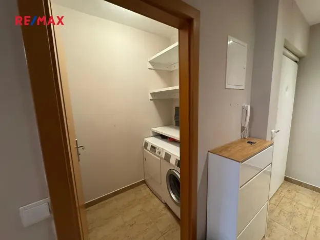 Pronájem bytu 3+kk, Praha - Strašnice, Vinohradská, 96 m2