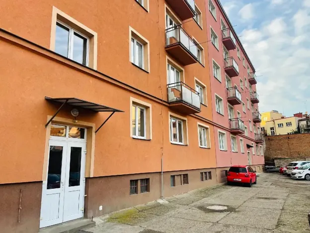 Prodej bytu 2+1, Hradec Králové, Puškinova, 66 m2