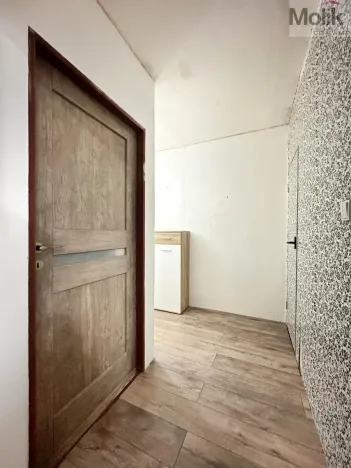 Pronájem bytu 2+1, Osek, Hrdlovská, 52 m2