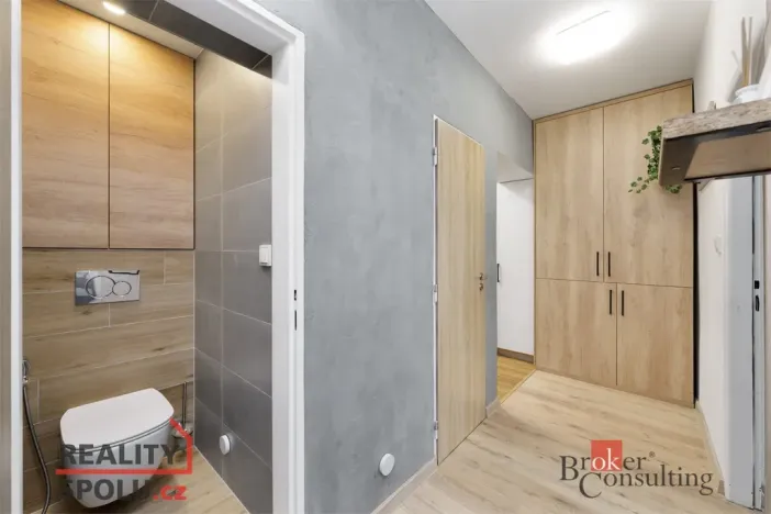 Prodej bytu 2+1, Praha - Troja, Na Šutce, 56 m2