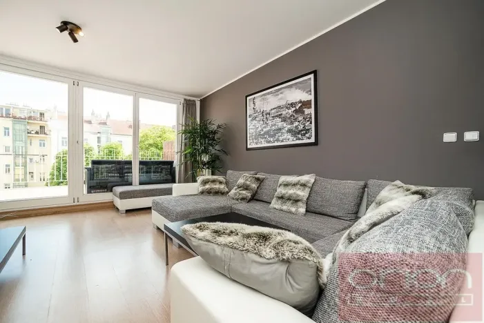 Pronájem bytu 2+1, Praha - Žižkov, Bořivojova, 100 m2