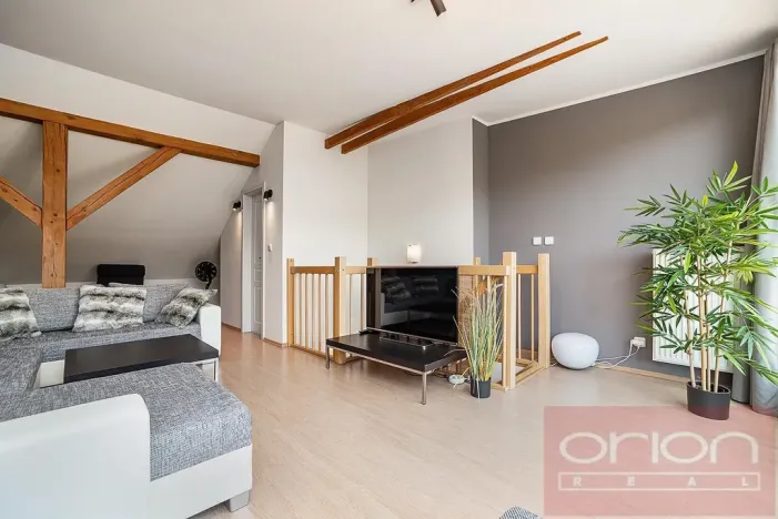 Pronájem bytu 2+1, Praha - Žižkov, Bořivojova, 100 m2