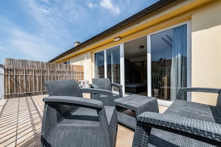 Pronájem bytu 2+1, Praha - Žižkov, Bořivojova, 116 m2