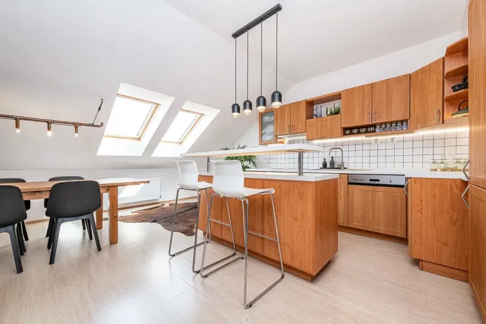 Pronájem bytu 2+1, Praha - Žižkov, Bořivojova, 116 m2