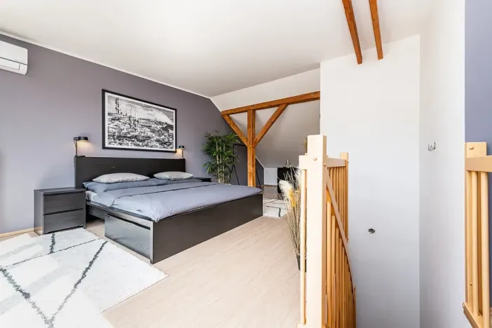 Pronájem bytu 2+1, Praha - Žižkov, Bořivojova, 116 m2