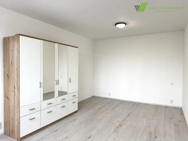 Pronájem bytu 2+kk, Znojmo, MUDr. Jana Janského, 40 m2