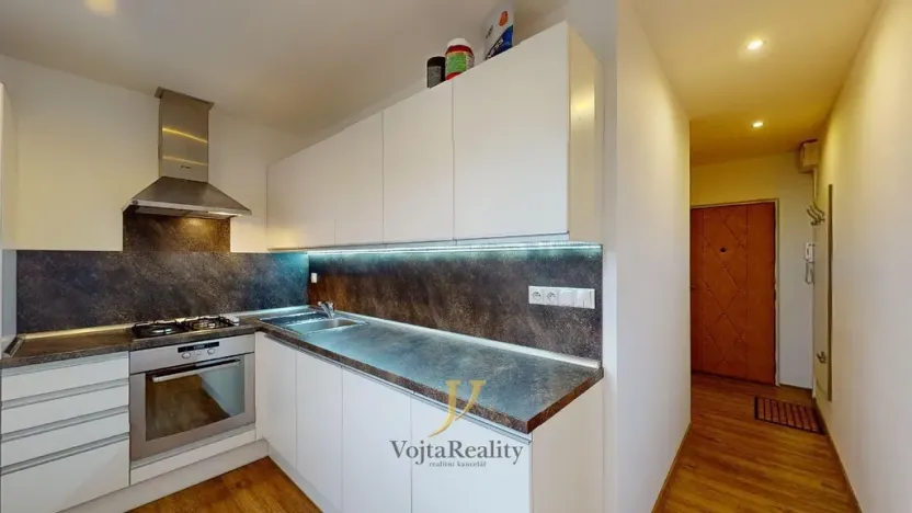 Pronájem bytu 1+1, Přerov, Trávník, 40 m2