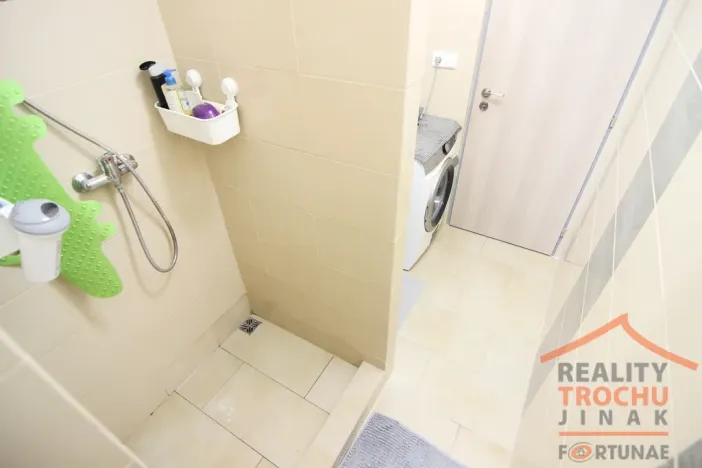 Pronájem bytu 3+kk, Hradec Králové, Poděbradova, 70 m2