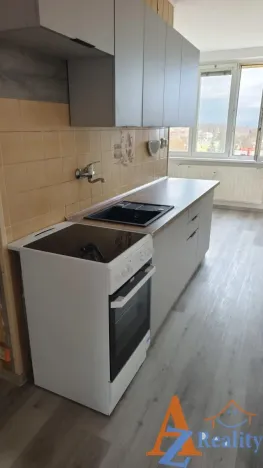 Pronájem bytu 4+1, Jirkov, Studentská, 77 m2