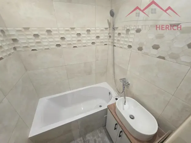 Prodej bytu 3+1, Chomutov, Purkyňova, 65 m2