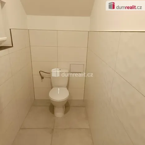 Pronájem bytu 1+1, Děčín - Děčín III-Staré Město, Žerotínova, 42 m2