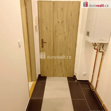 Pronájem bytu 1+1, Děčín - Děčín III-Staré Město, Žerotínova, 42 m2