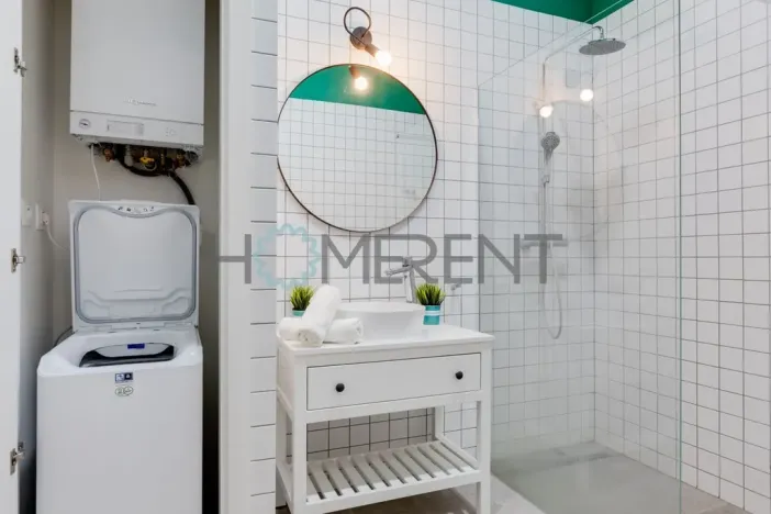 Pronájem bytu 2+kk, Praha - Karlín, Prvního pluku, 55 m2