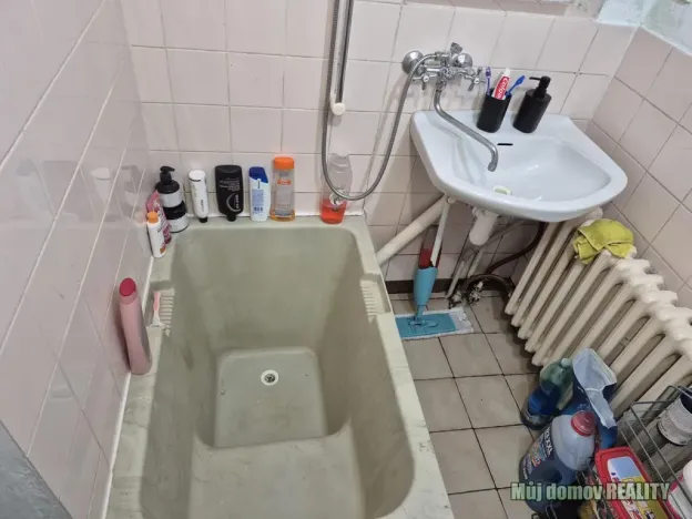 Pronájem rodinného domu, Praha - Horní Počernice, Třebešovská, 45 m2