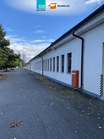 Pronájem skladu, Stochov, J. Dundra, 2000 m2