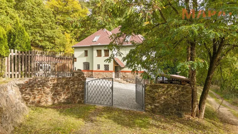 Prodej ubytování, Křimov - Domina, 480 m2