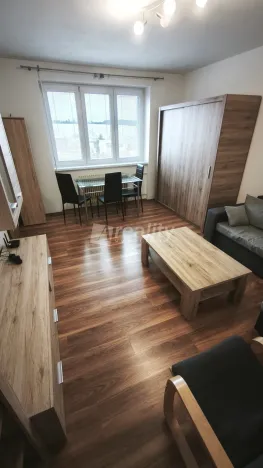 Pronájem bytu 2+1, Náměšť nad Oslavou, 55 m2