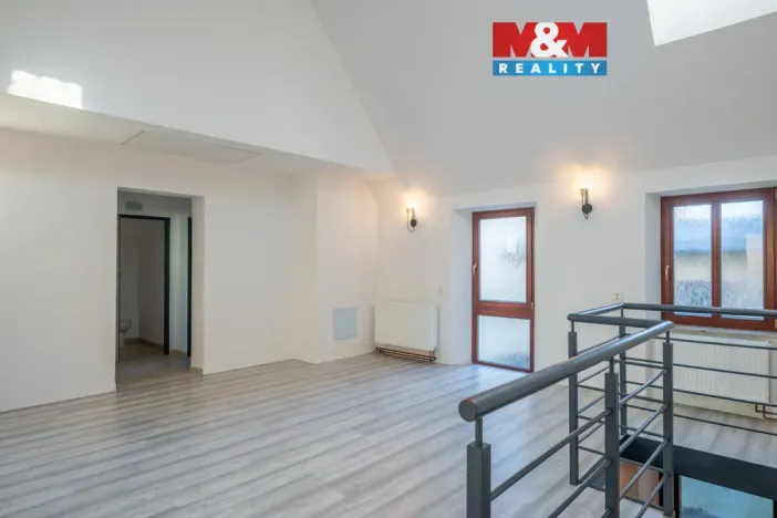 Pronájem restaurace, Volyně, Lidická, 70 m2