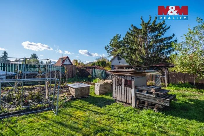 Prodej zahrady, Bečov, 811 m2