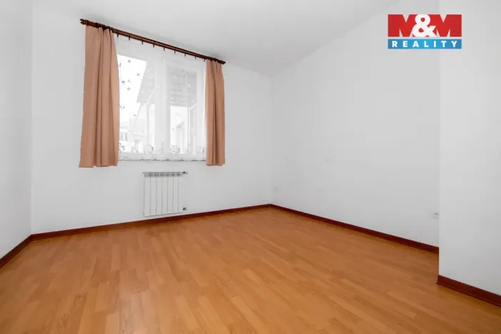 Prodej bytu 3+1, Janovice nad Úhlavou, Rozvojová zóna, 100 m2