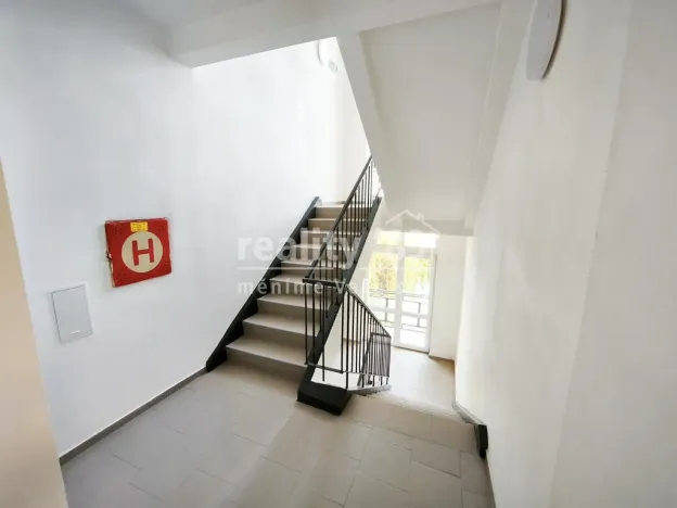 Pronájem bytu 2+kk, Kostelec nad Labem, Na Sídlišti, 34 m2