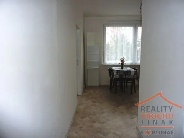 Prodej bytu 1+1, Hradec Králové, Hrdého, 38 m2