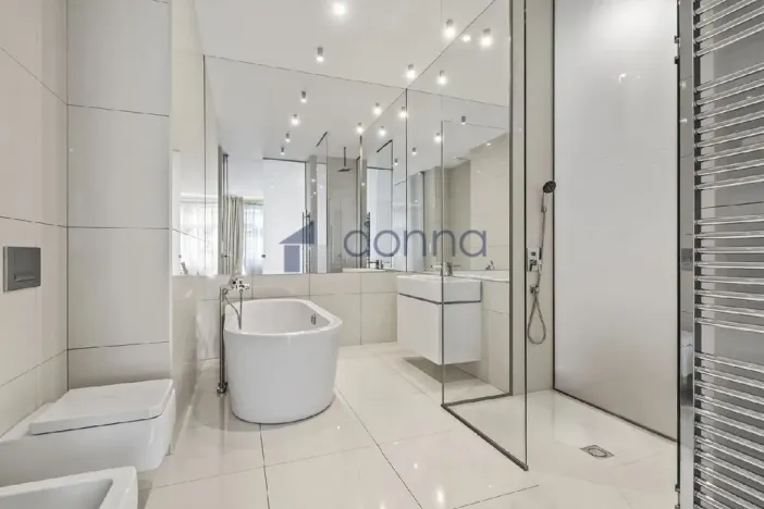 Pronájem bytu 3+kk, Praha, Laubova, 109 m2