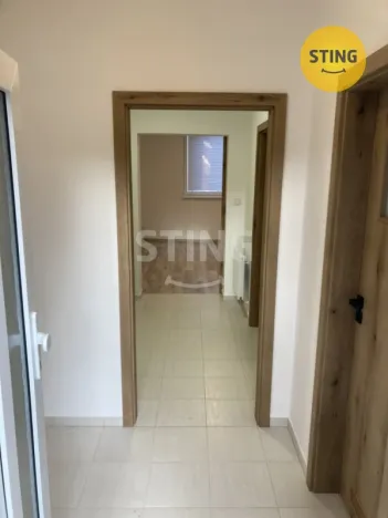 Pronájem bytu 2+kk, Opava, Hviezdoslavova, 52 m2